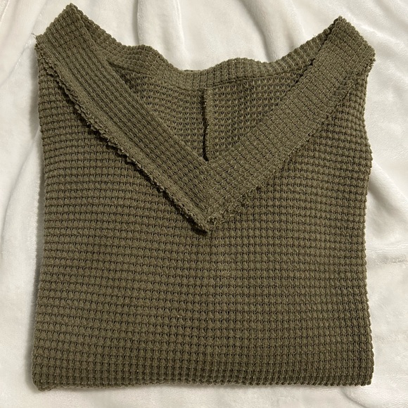 BOUTIQUE | Waffle Knit Top - Picture 4 of 5